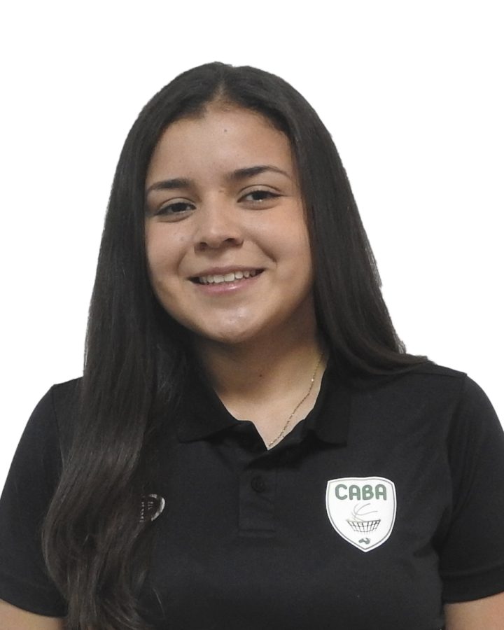 Fotografía de Kelly Michell Becerra Saenz, oficial de mesa de control de baloncesto.