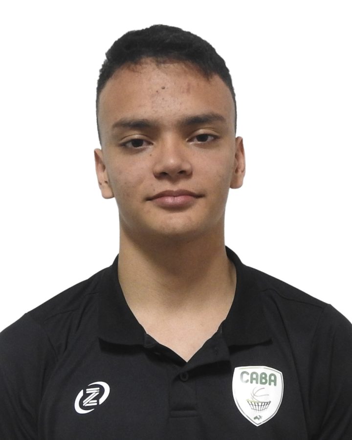 Fotografía de Glonan Melgarejo Ruiz, oficial de mesa de control de baloncesto.