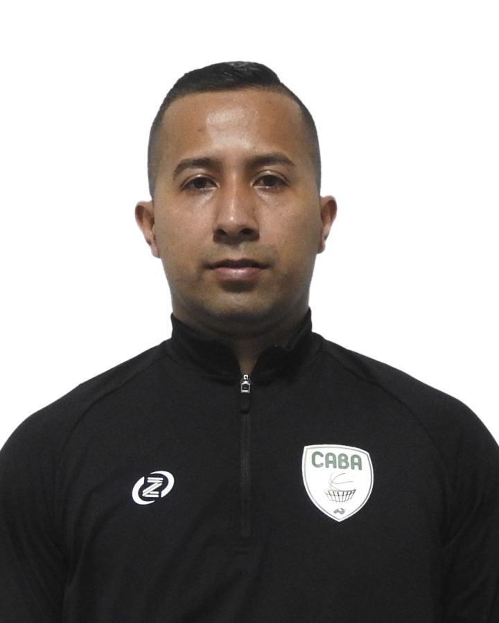 Fotografía de Omar Alberto Montoya Monsalve, árbitro departamental de baloncesto.