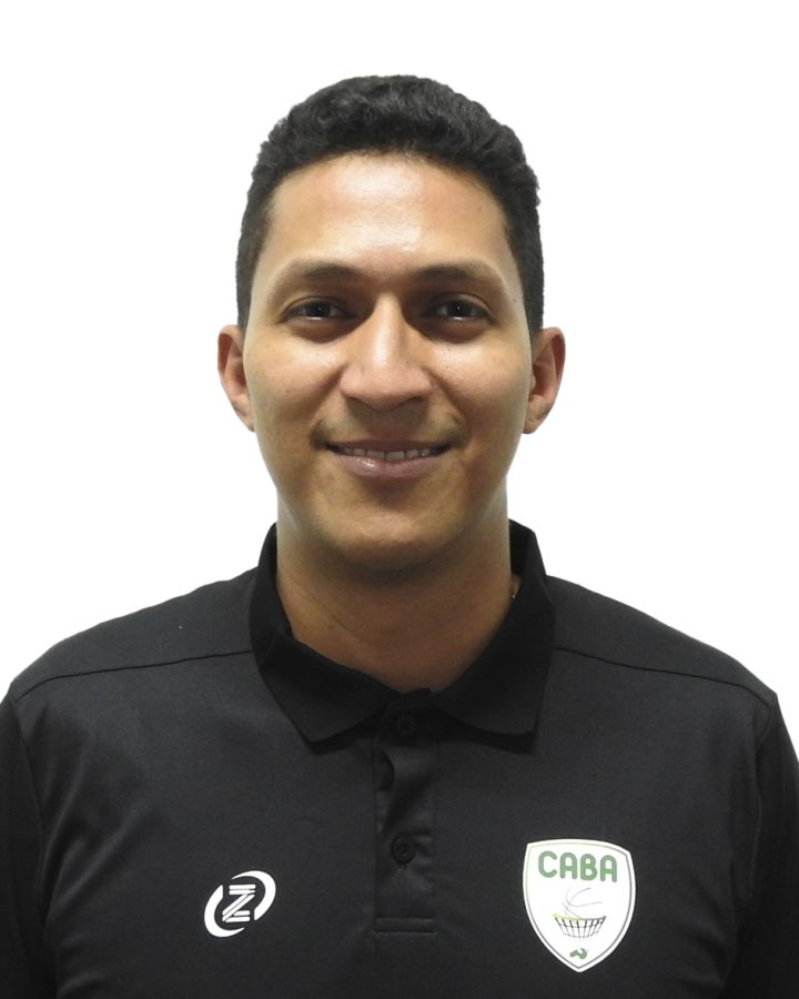 Fotografía de Yeison José Peñate Barrios, árbitro departamental de baloncesto.