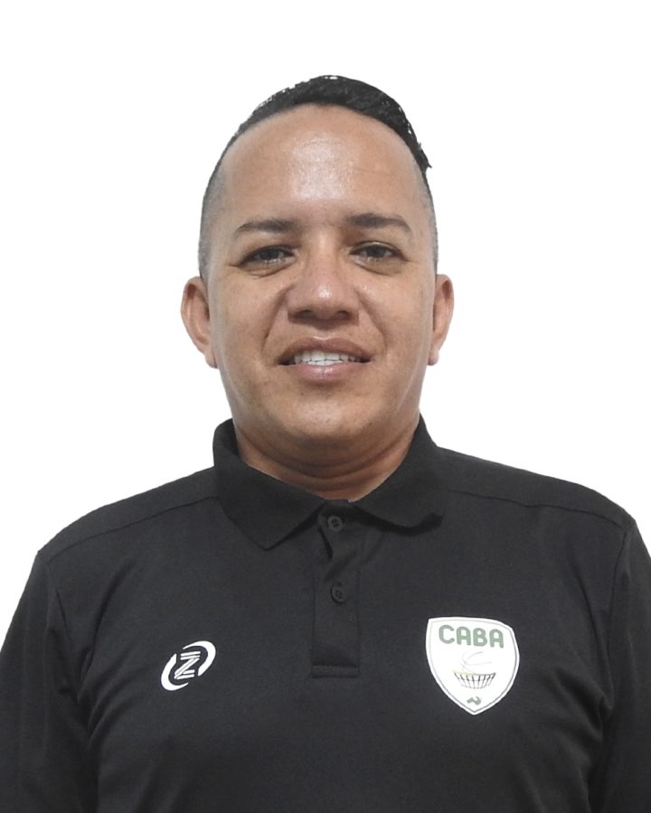 Fotografía de Wilmar Rodriguez Arango, oficial de mesa de control de baloncesto.