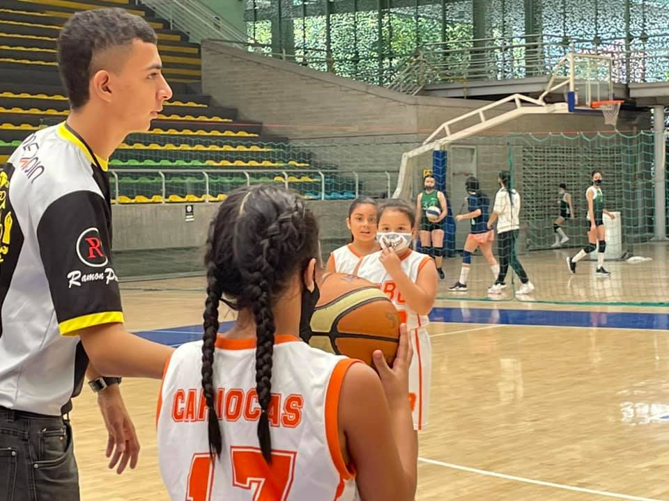 Árbitros de CABA — ¡Vivimos la reactivación deportiva!