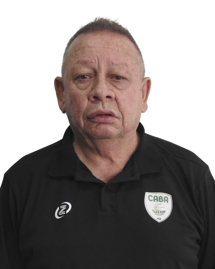Fotografía de Gilberto de Jesus Cano Monsalve, oficial de mesa de control de baloncesto.