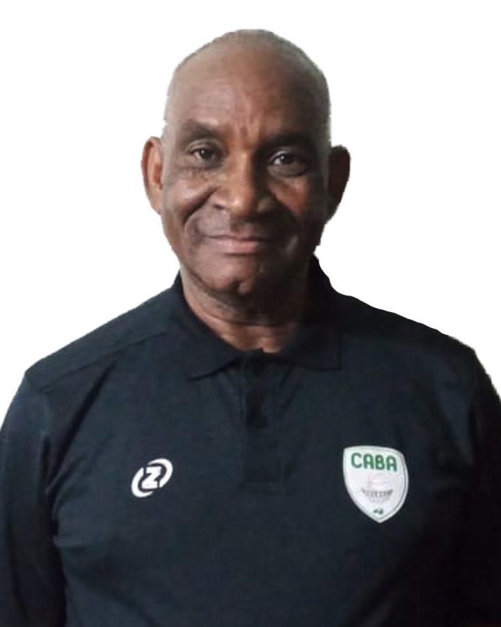 Fotografía de José Laureano Moreno Largacha, árbitro departamental de baloncesto.