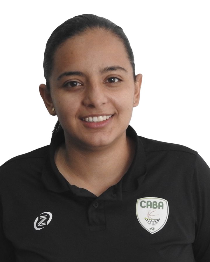 Fotografía de Gina Carolina Piedrahita Amaya, oficial de mesa de control de baloncesto.