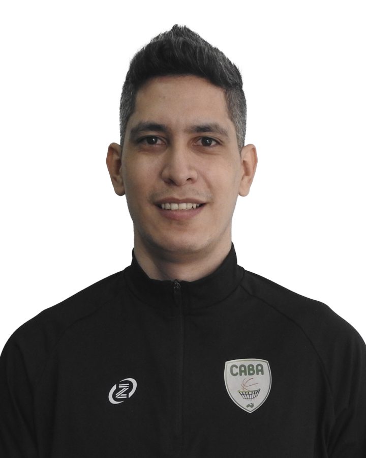 Fotografía de Andrés Felipe Quintero Rojas, árbitro nacional de baloncesto.